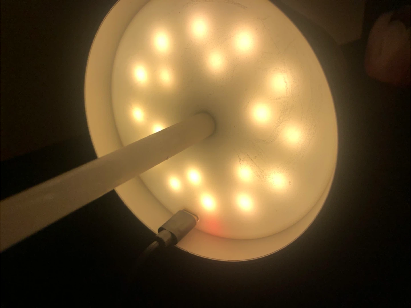 Portable LED Table Lamp 🏈 wireless - photo 2