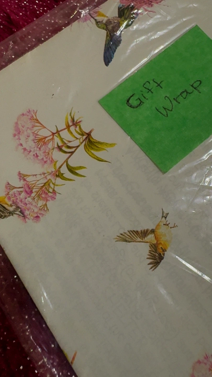 🏈 Hummingbird and Floral Pattern Gift Wrap - photo 2