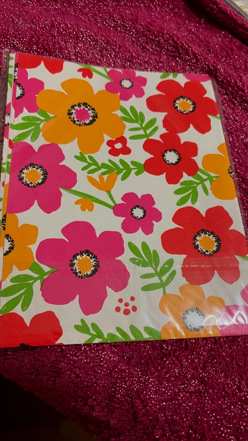 🏈 American Greetings Floral Gift Wrap Sheet - photo 2