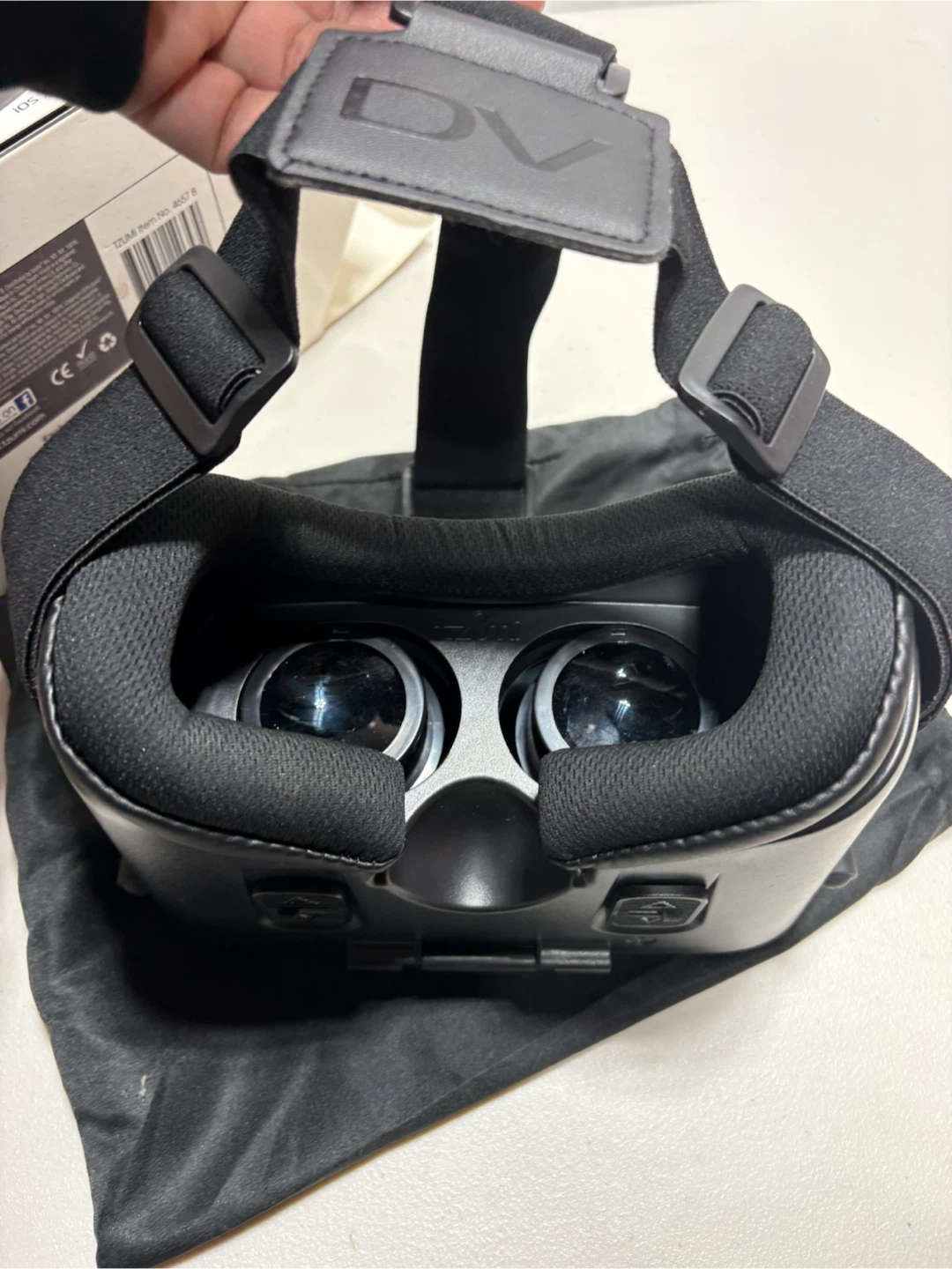 Tzumi Dream Vision Pro VR Headset - photo 5