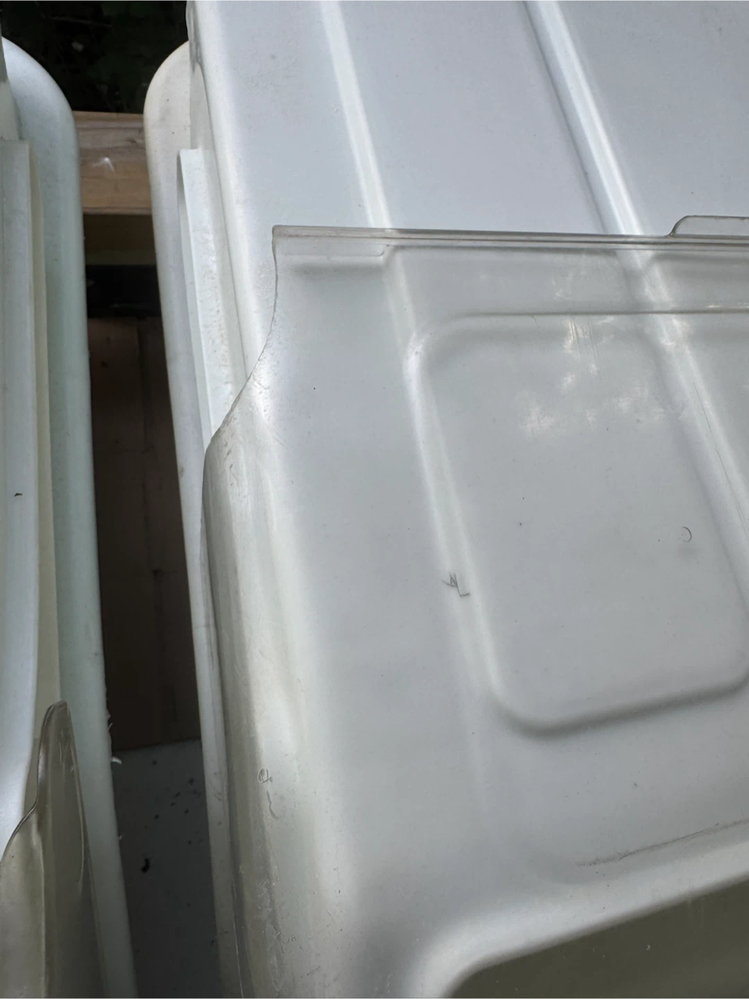 🏈 2 Rubbermaid Stackable Storage Bins - photo 5