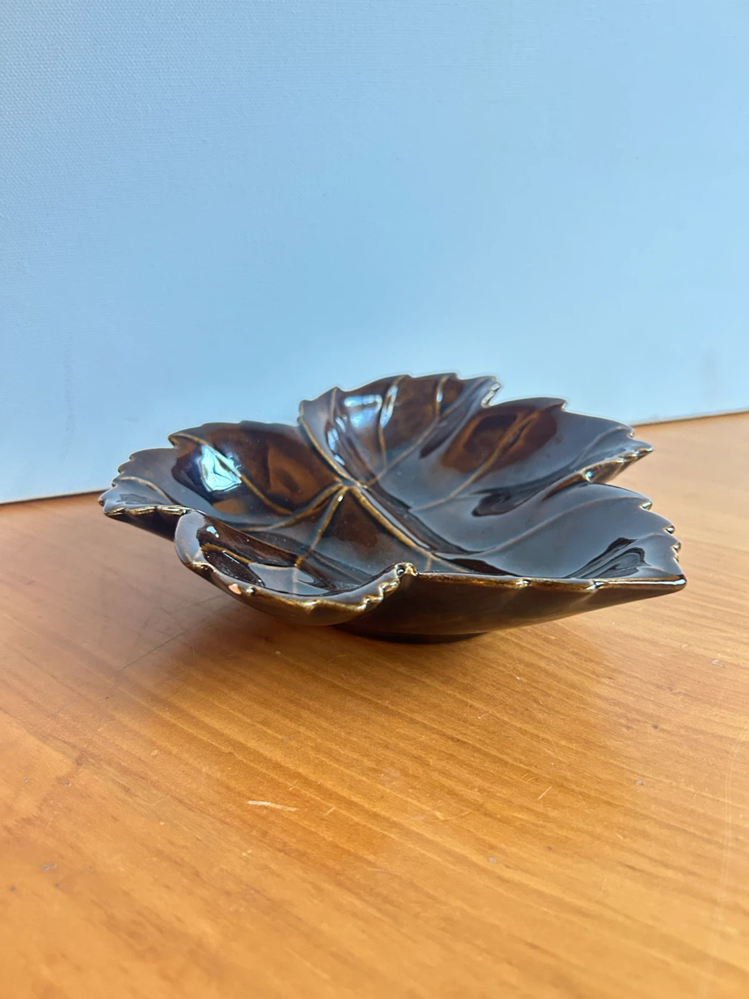 Vintage Ceramic Maple Leaf Dish - photo 2