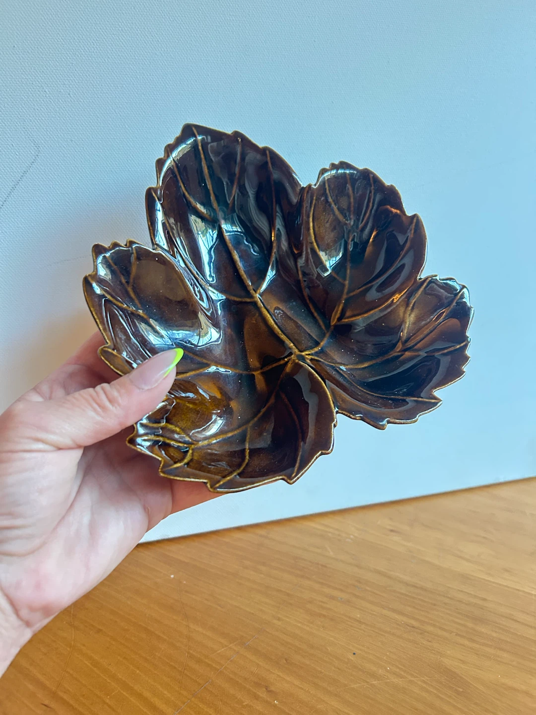 Vintage Ceramic Maple Leaf Dish - photo 3