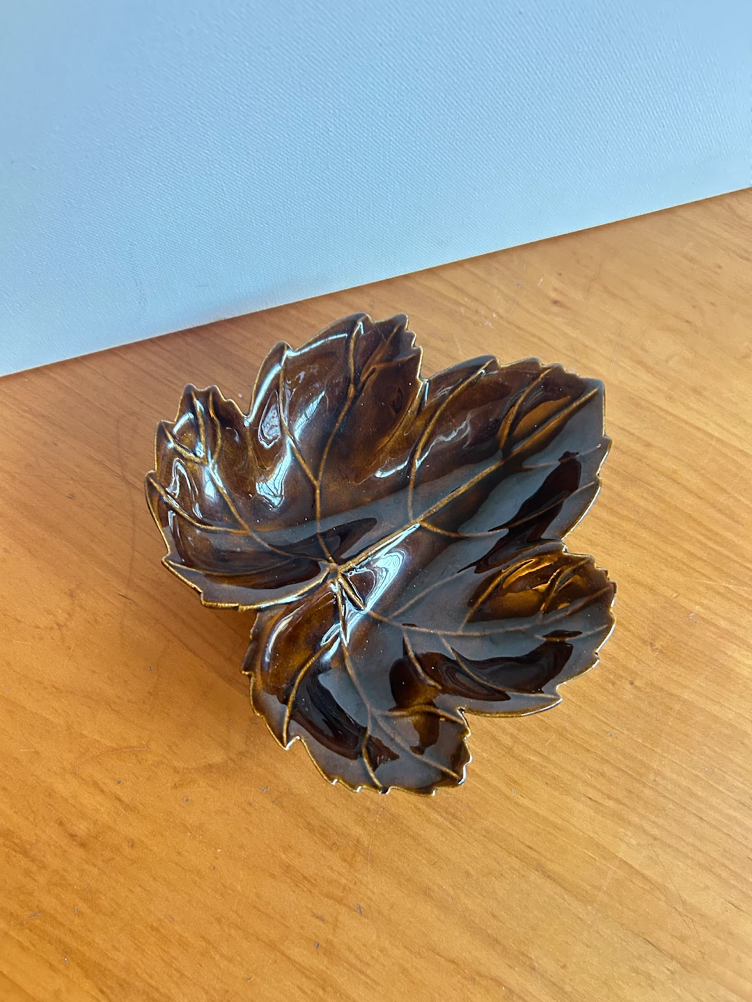 Vintage Ceramic Maple Leaf Dish - photo 4