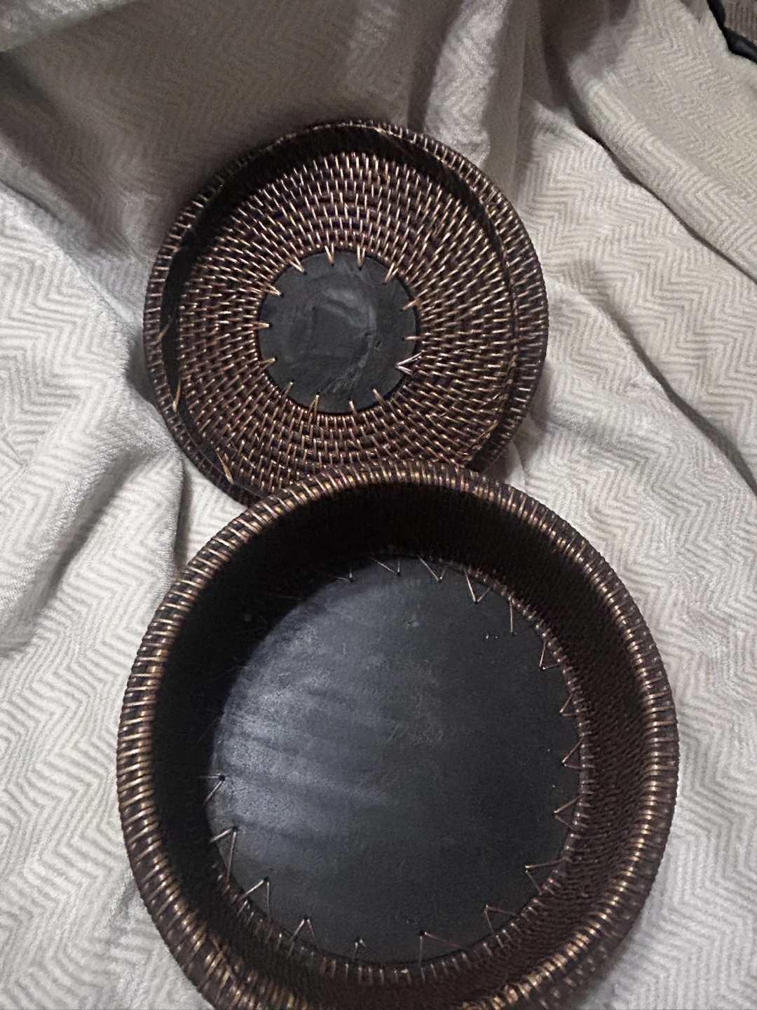 Woven Rattan Decorative Round Box with Cat Finial - photo 3