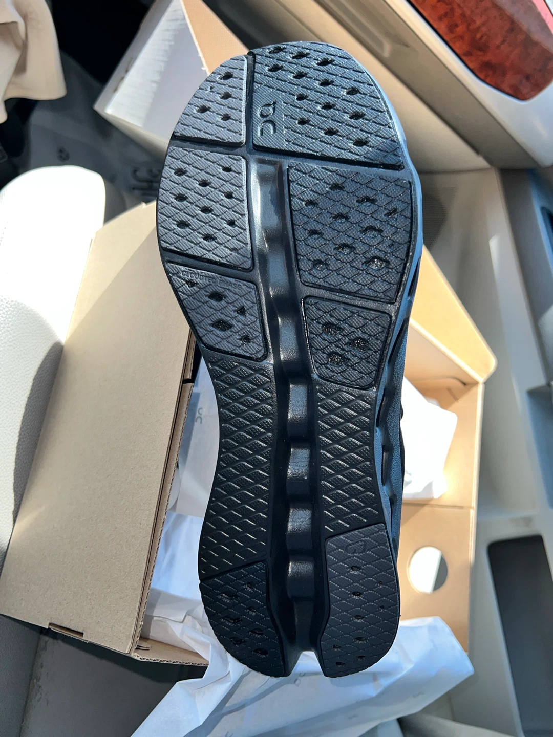 On Running Cloudsurfer 2 Men's Shoes Size 10.5 - photo 5