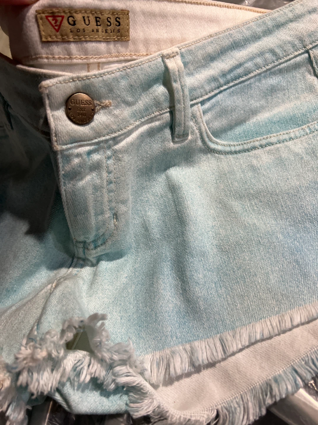 Guess Light Wash Denim Shorts Size 28 - photo 3