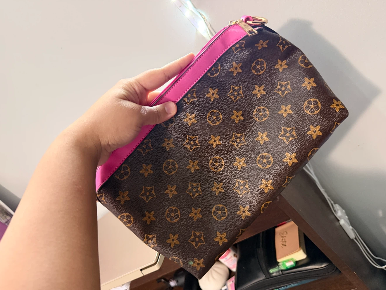 Crossbody bag with pink accents - photo 2