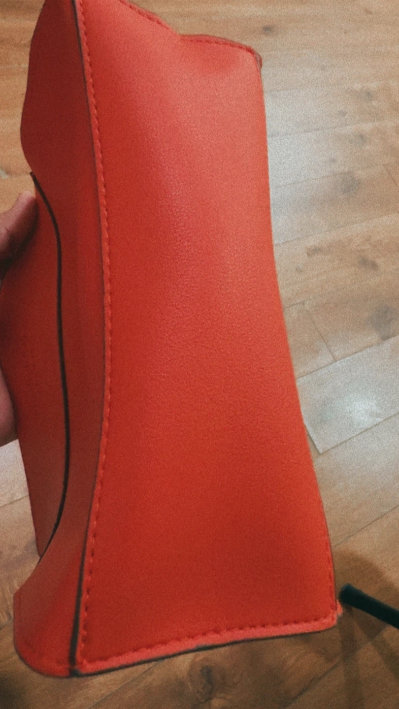 🏈 Elizabeth Arden orange cosmetic pouch - photo 2