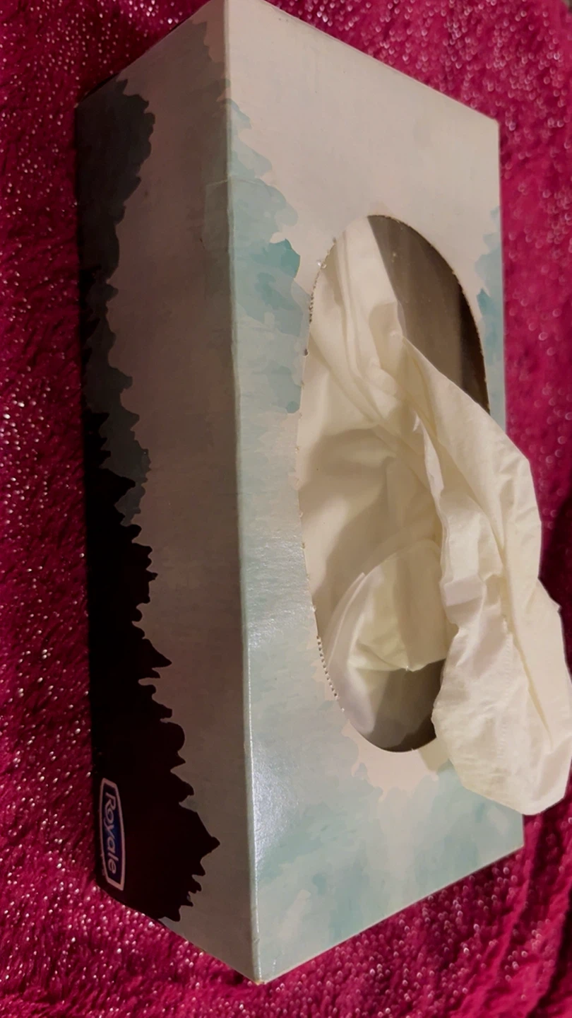 🏈 Royale Velour 3-Ply Facial Tissues