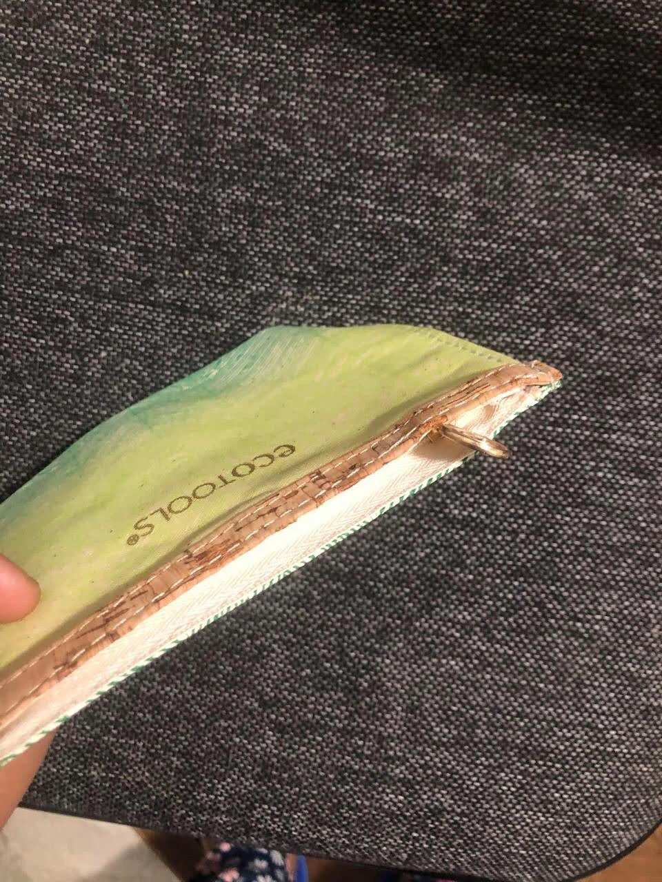 🏈 EcoTools green chevron makeup pouch - photo 2