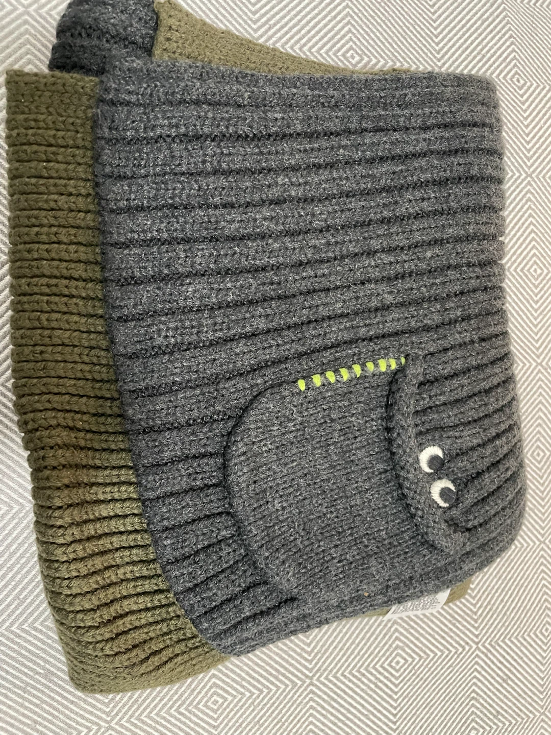 Uniqlo x Anya Hindmarch Knit Scarf