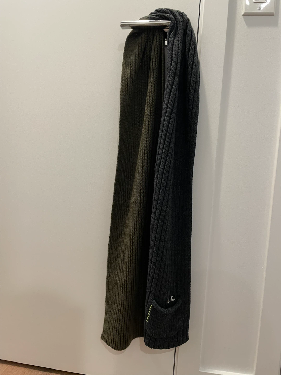 Uniqlo x Anya Hindmarch Knit Scarf - photo 4