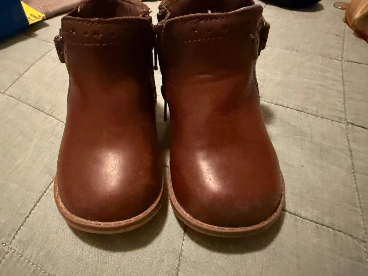 Brown Leather Toddler Boots size 5 - photo 2