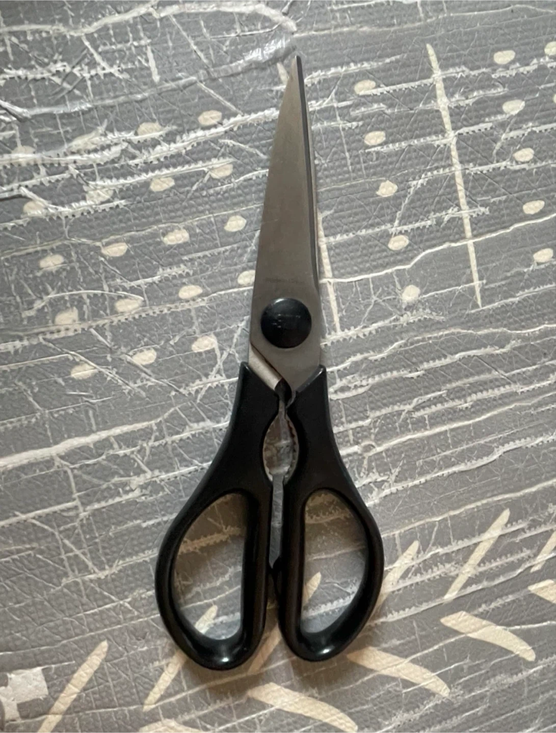 Kitchen Scissors 🏈