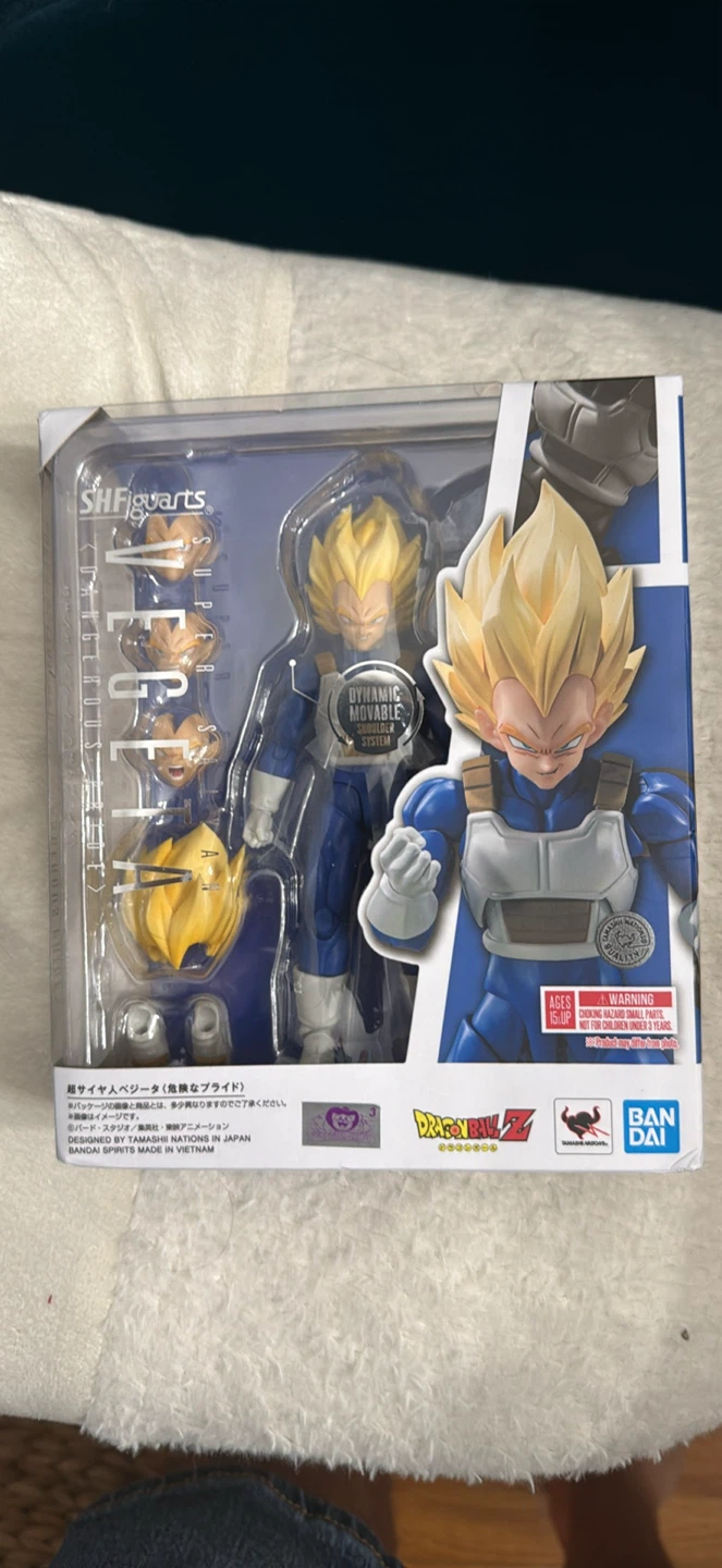 🏈 🏈 S.H.Figuarts Dragon Ball Z Super Saiyan Vegeta