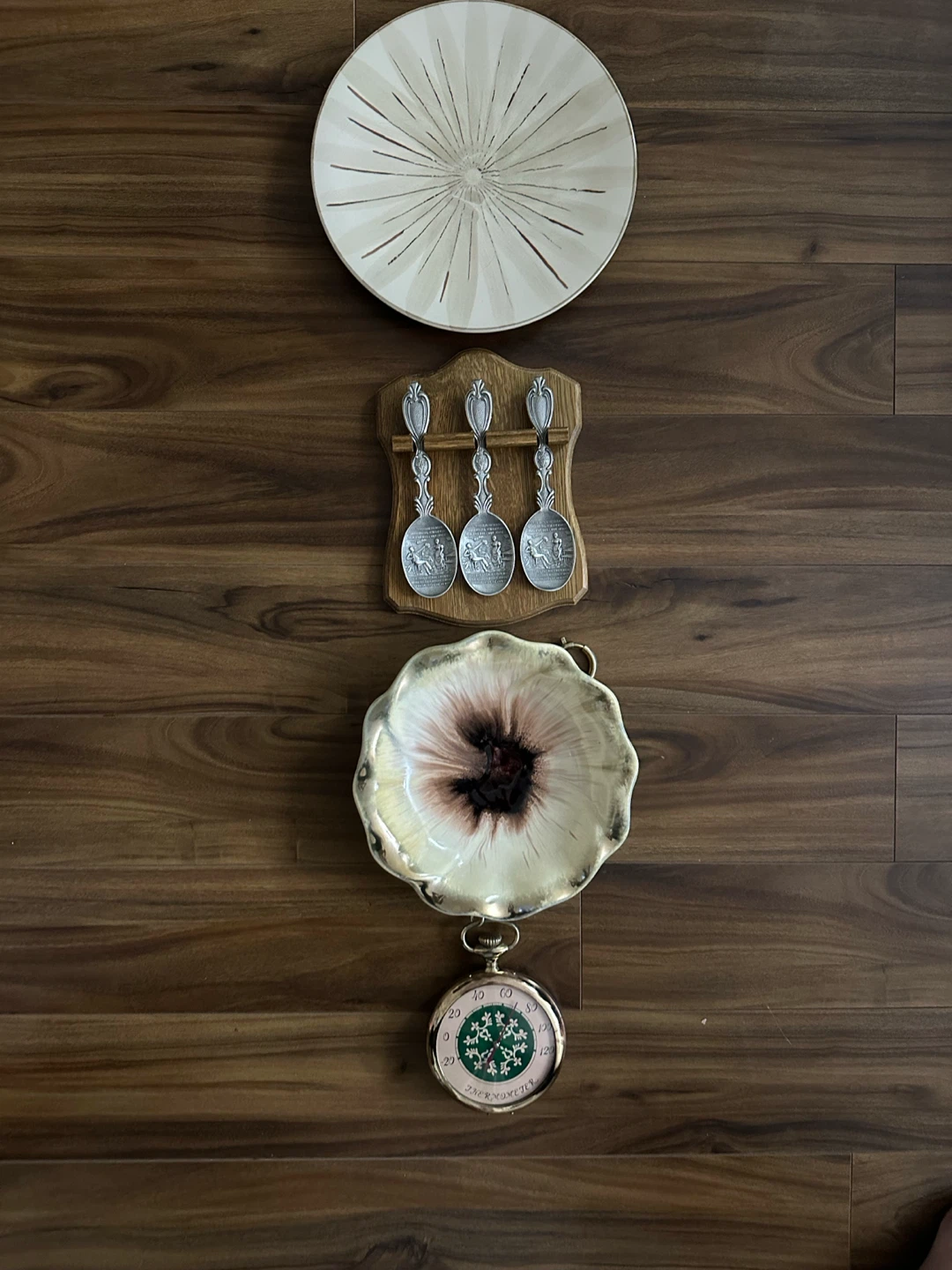 Curated Vintage 4-Piece Wall Gallery Display Set - photo 4