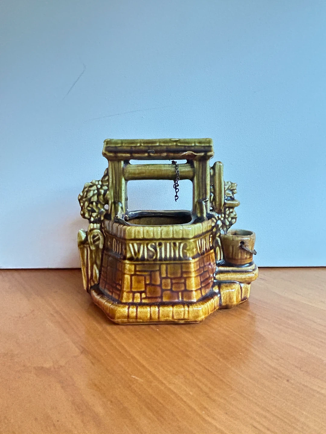 1950’s Ceramic Wishing Well Planter - photo 2
