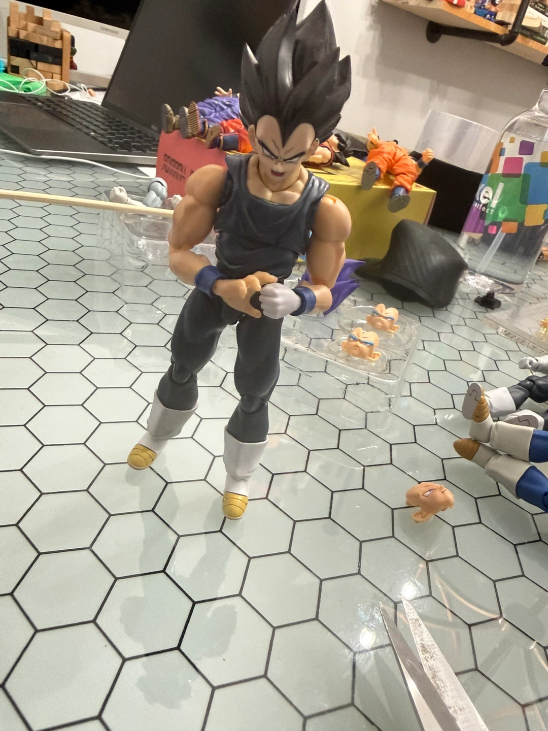 🏈 🏈 Dragon Ball Z S.H. Figuarts Vegeta Action Figure - photo 2