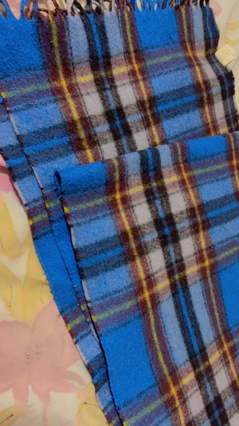Caldo Velluto Blue Plaid 🧣 scarf 🏈