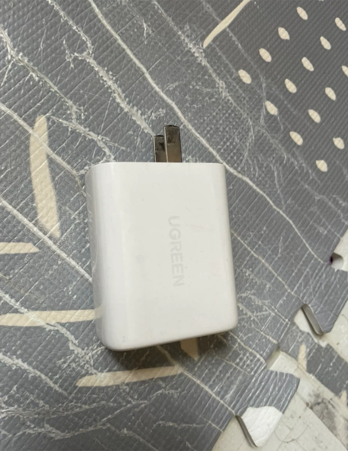 Ugreen White Wall Charger🏈