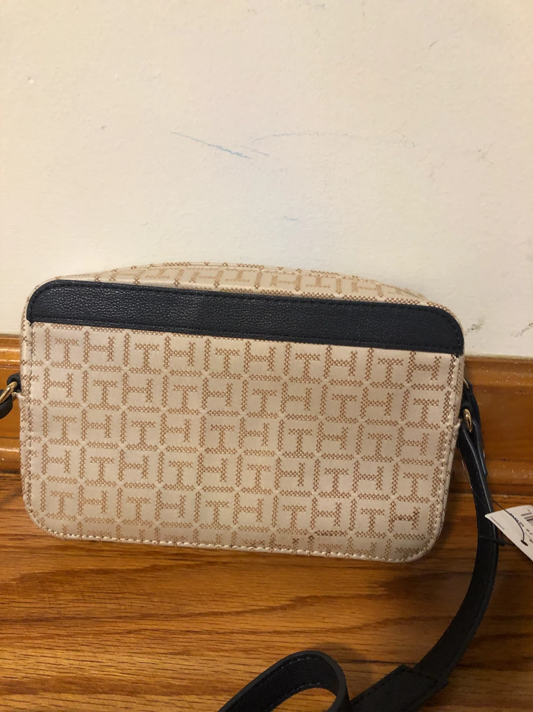 Tommy Hilfiger Monogram Crossbody Bag - photo 2