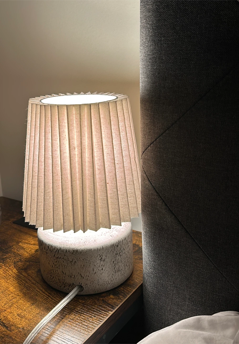Pleated Fabric Table Lamp (set of 2 bulbs included) - photo 2