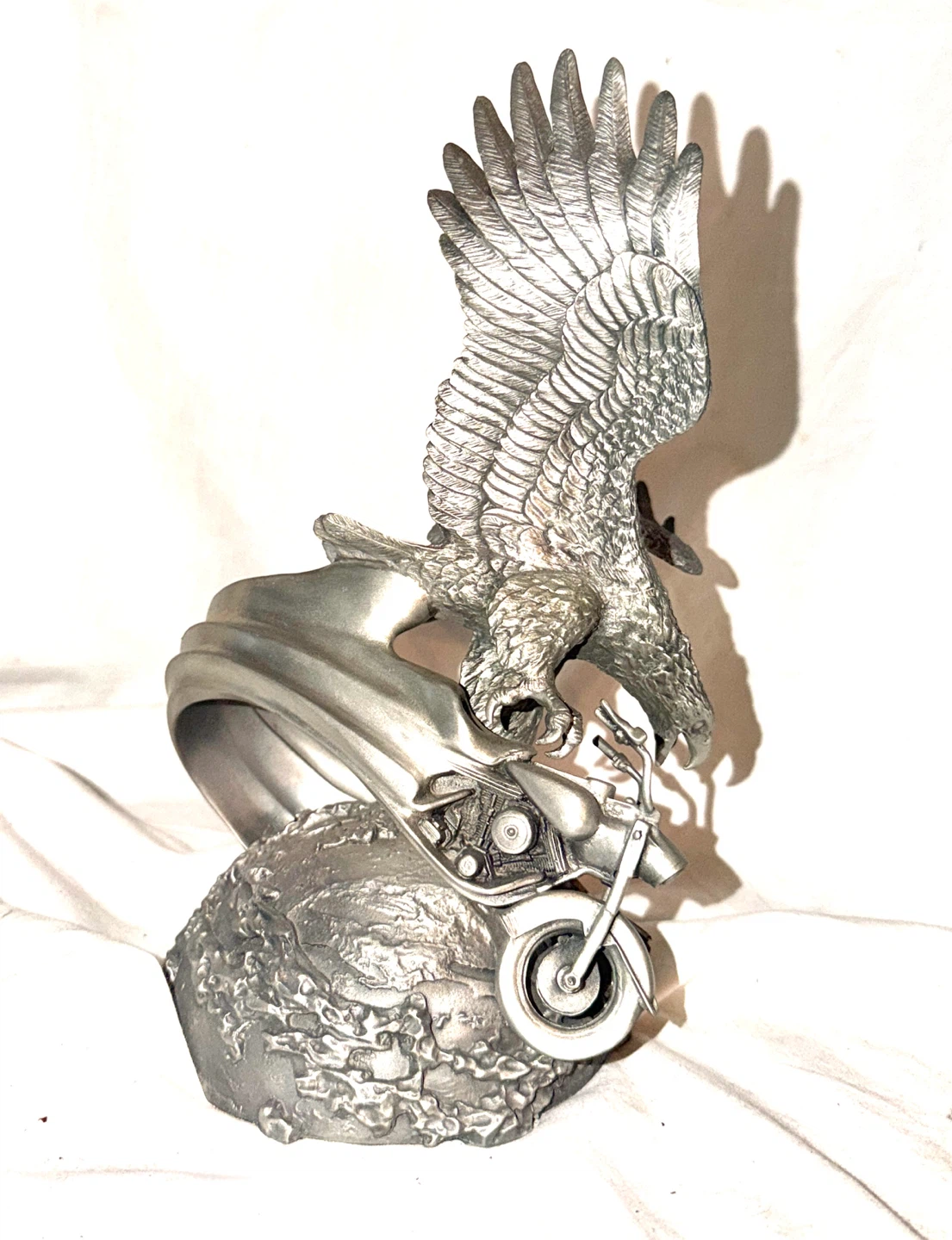 Harley-Davidson Pewter Eagle Motorcycle Sculpture - photo 2