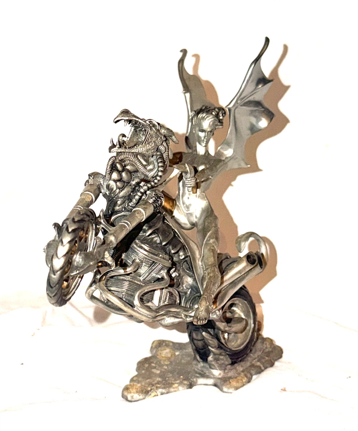 Passion burns statue Franklin mint  Julie bell  Pewter Figurine - photo 2