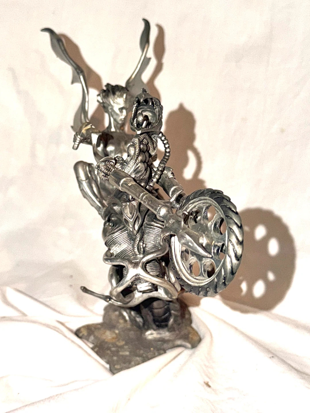 Passion burns statue Franklin mint  Julie bell  Pewter Figurine - photo 3