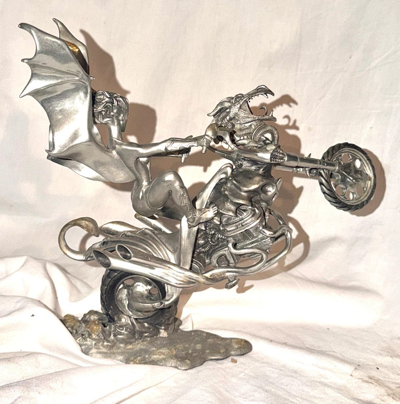 Passion burns statue Franklin mint  Julie bell  Pewter Figurine - photo 4