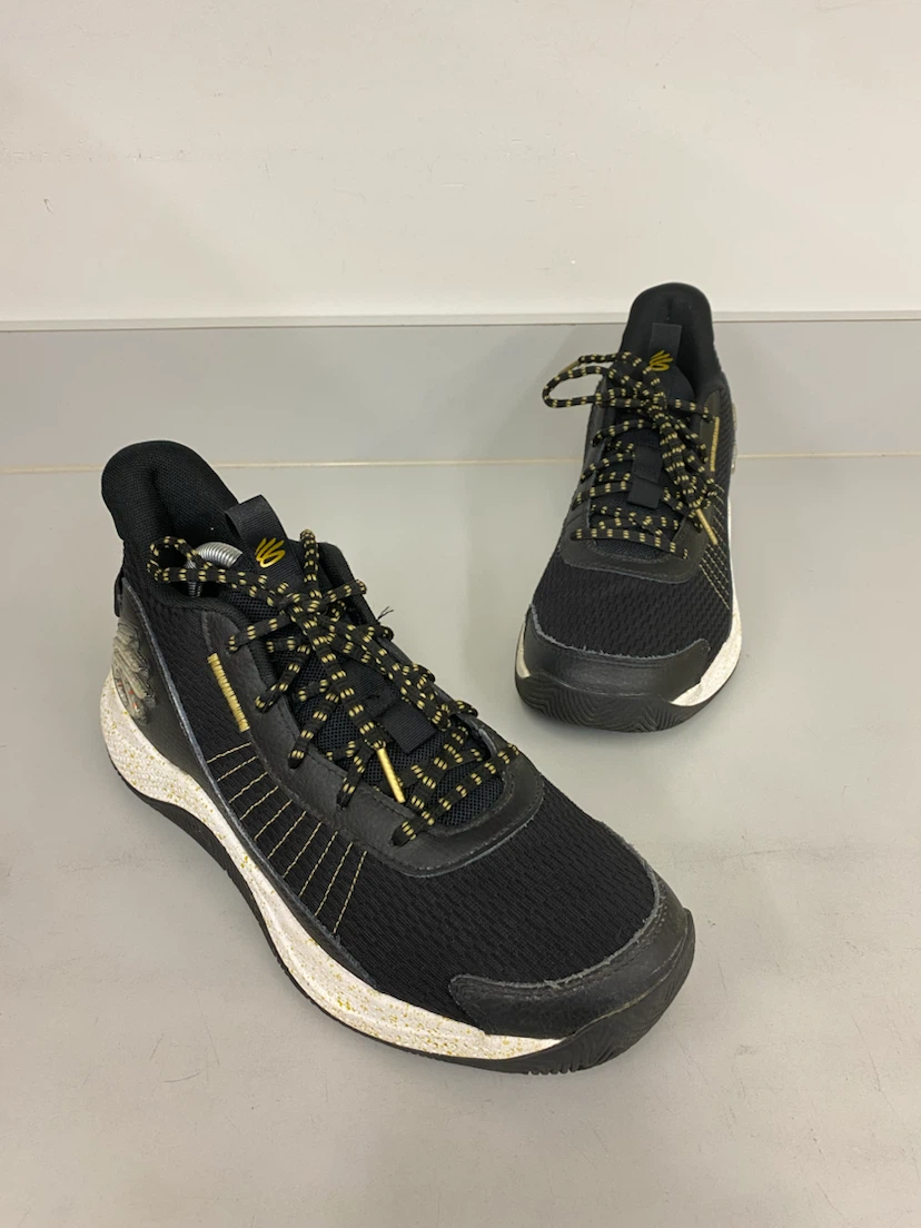 Under Armour Curry Basketball Shoes - photo 3