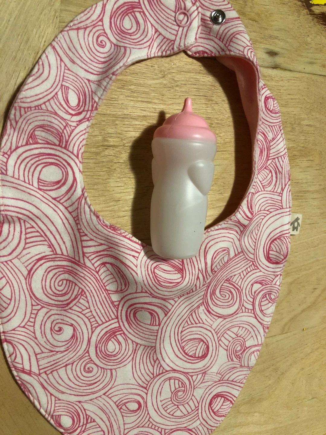 Baby Doll Snugabye Baby Bib & baby doll bottle 🏈