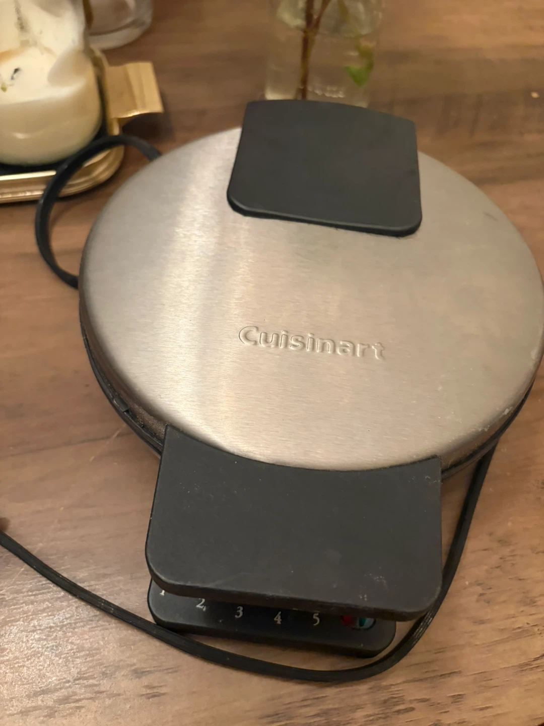 Waffle maker