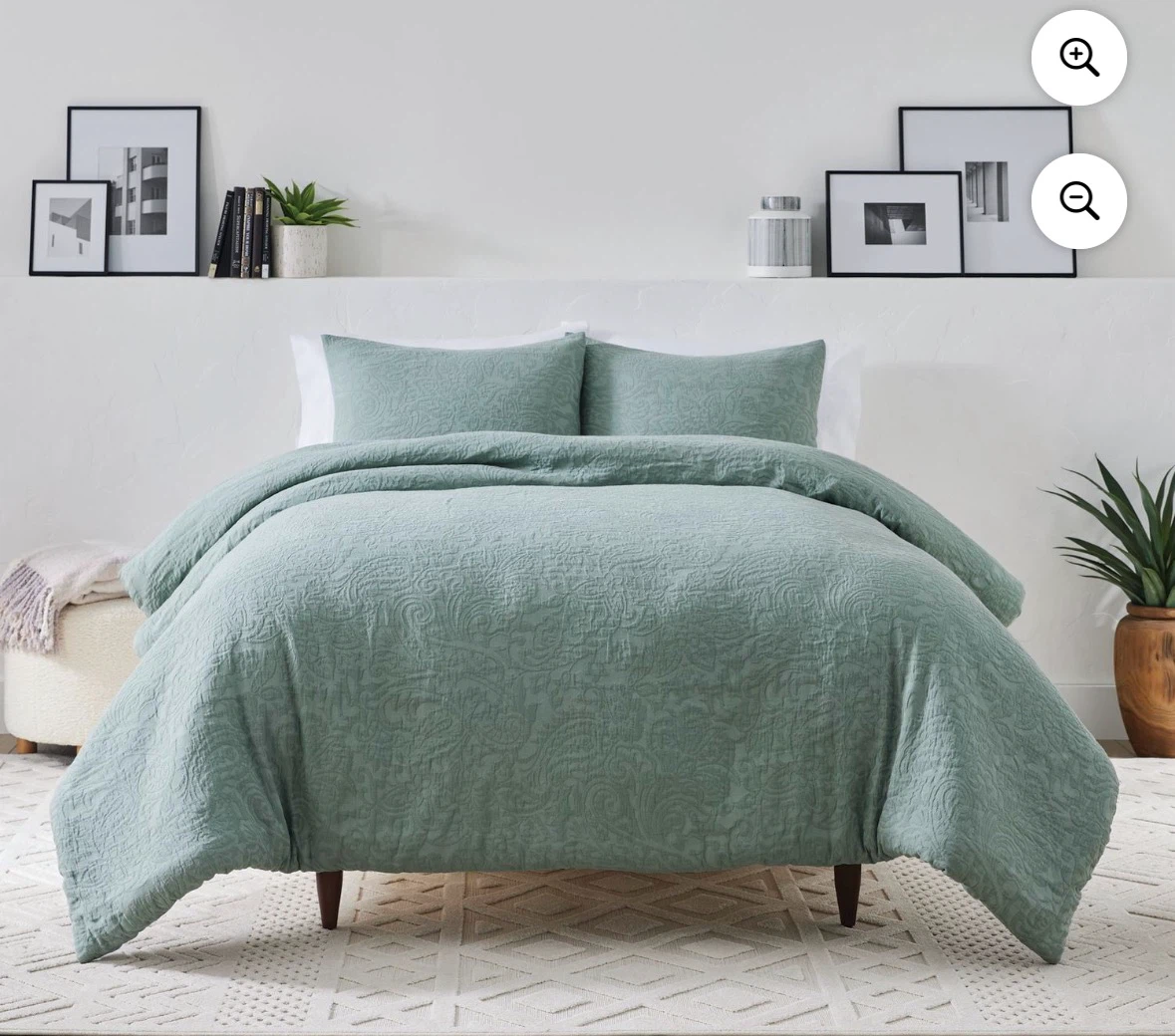 Brand New Better Homes & Gardens King 3-Piece Comforter Set