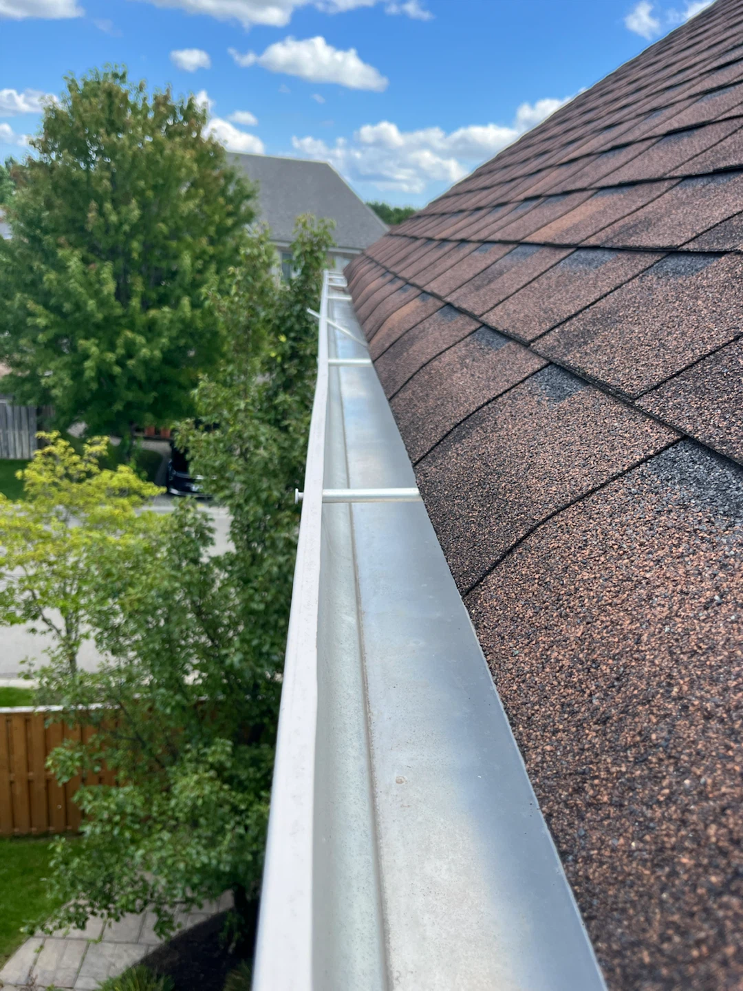Professional Gutter and Eavestrough Installation - photo 3