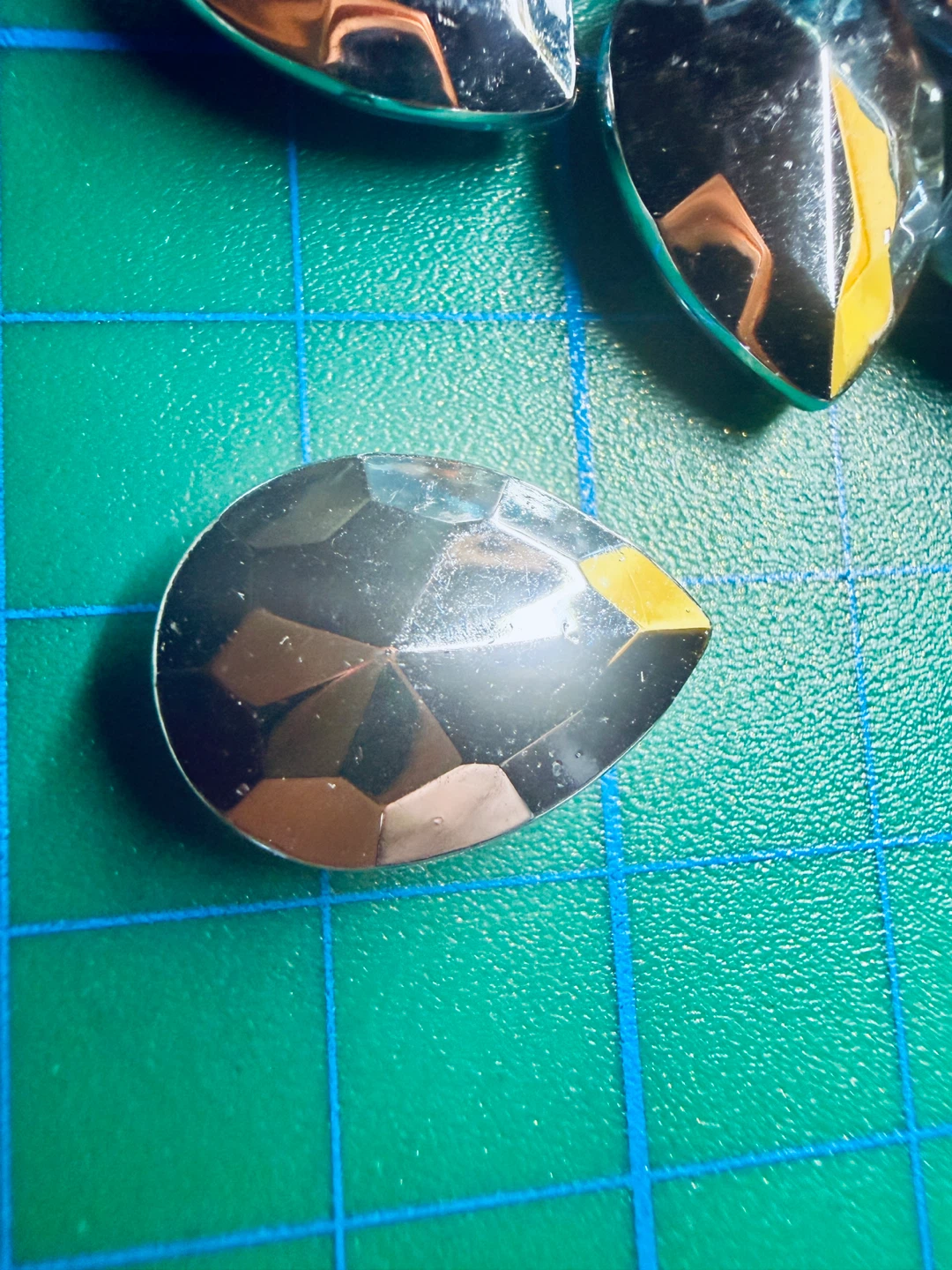 🏈( 100)Vintage W. Germany Lit Sapphire  Acrylic  PearsGems - photo 5