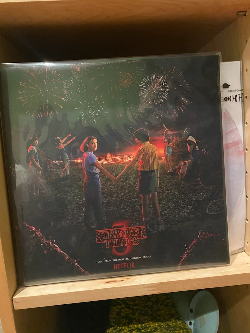 Stranger Things 3 Soundtrack Vinyl 2LP 🏈