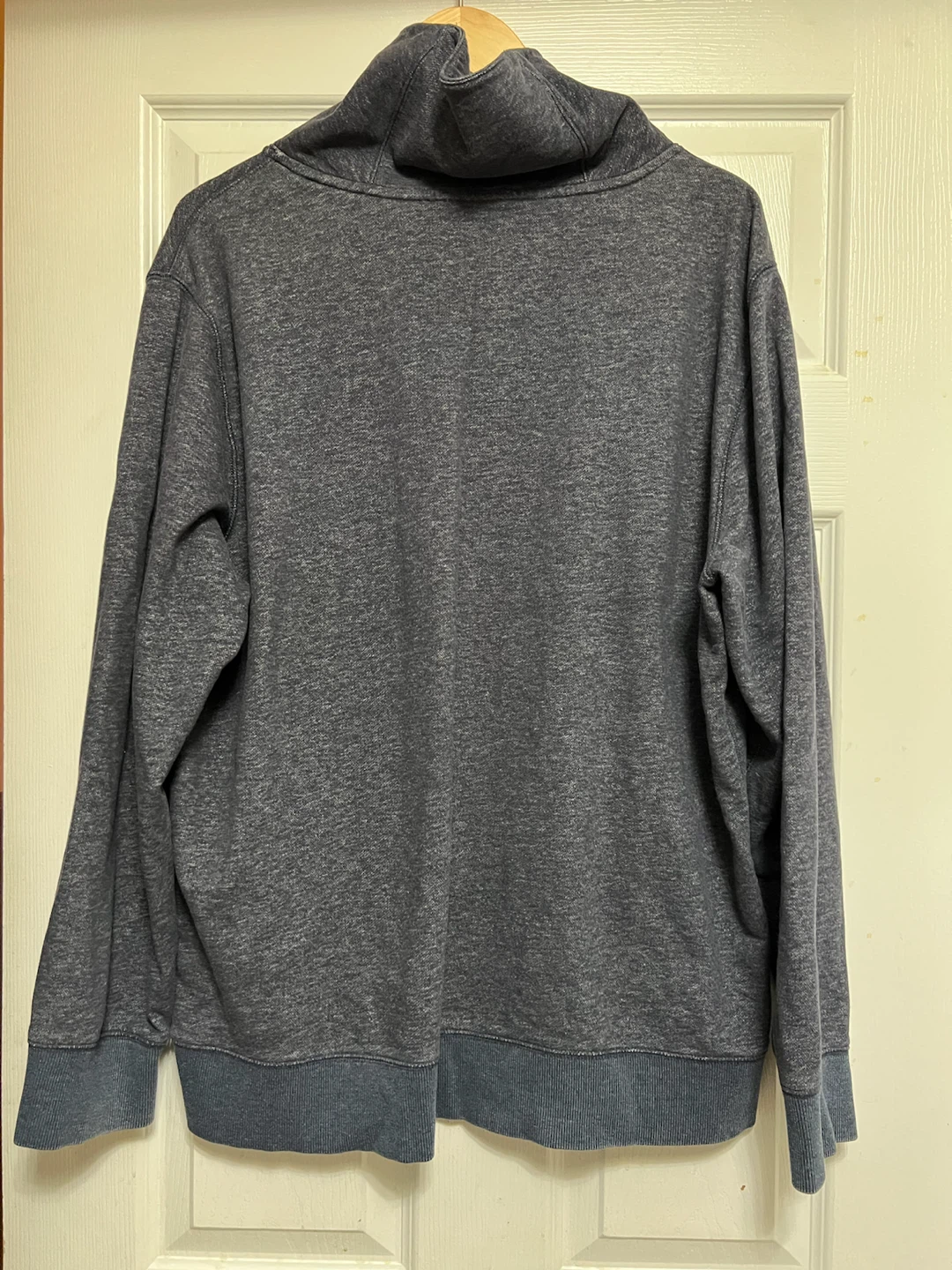 🏈 Dark Grey Button Neck Hoodie - photo 2