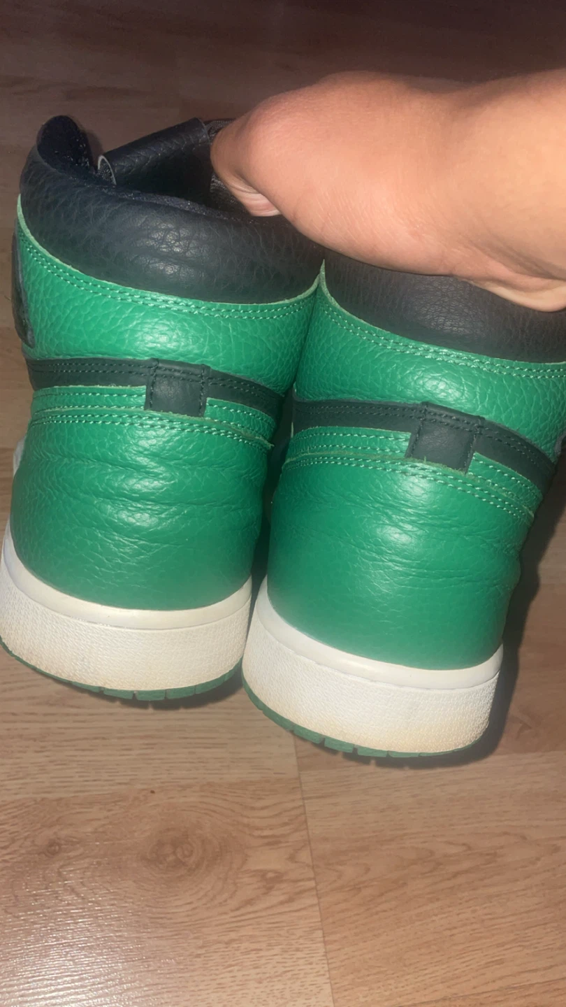 Size 12 men’s Jordan 1 20$ - photo 5