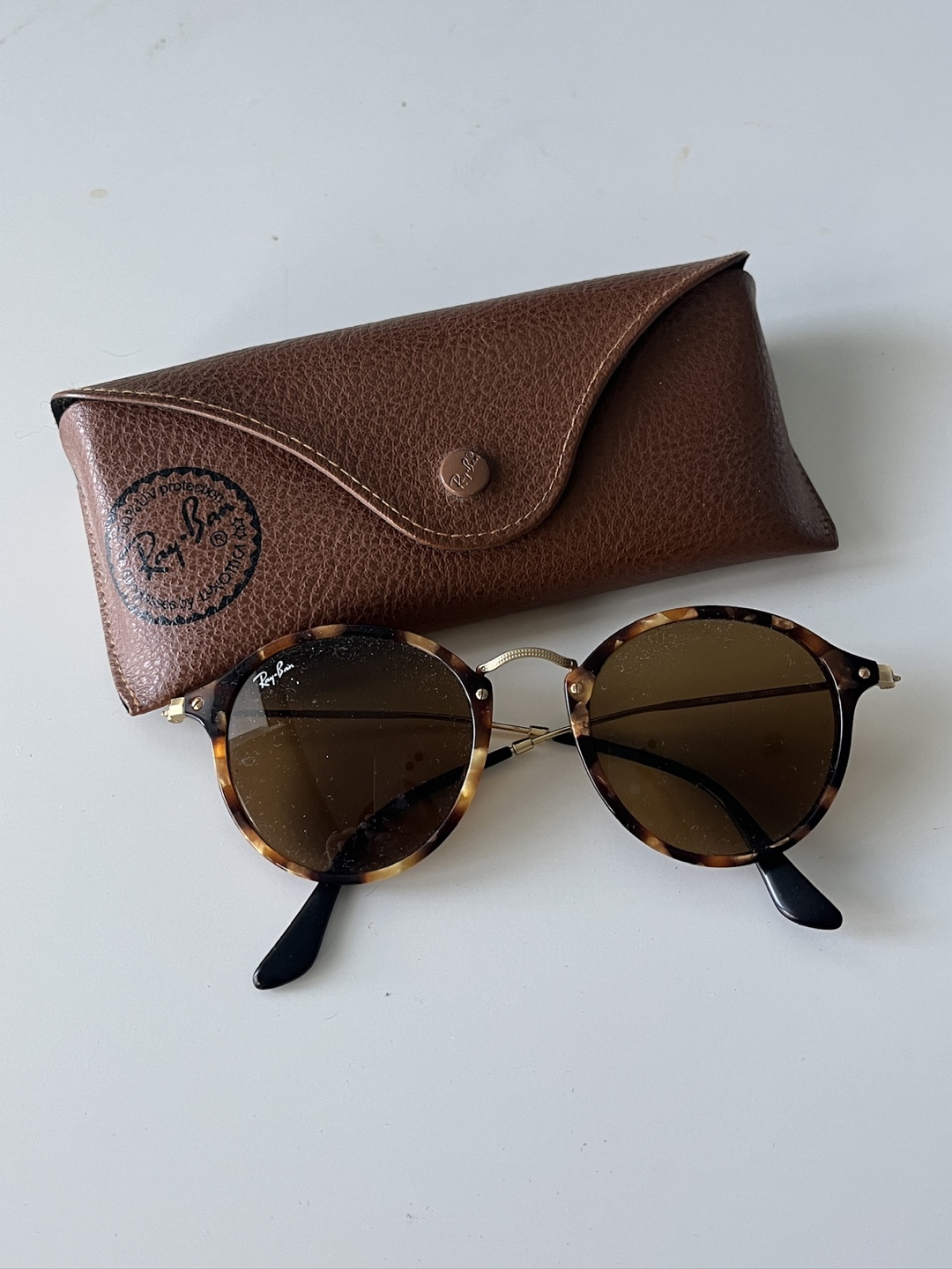 Ray-Ban Round Tortoiseshell Sunglasses