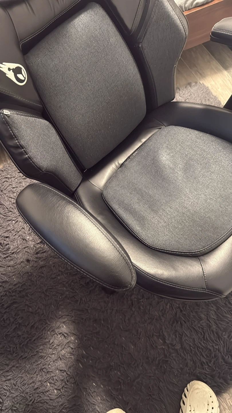Ergonomic Gaming Chair – Black & Grey | Excellent Condition