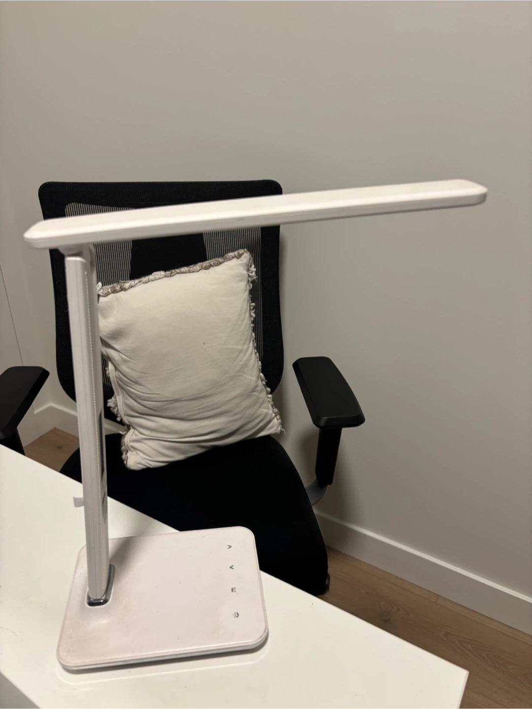 White LED Desk Lamp