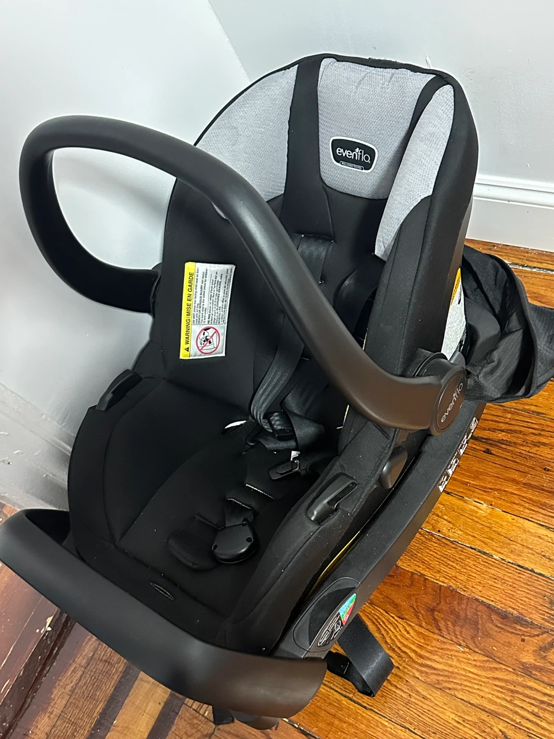 Evenflo Infant Car Seat - photo 2