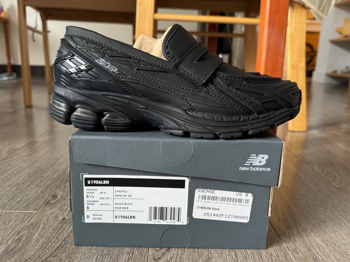 New Balance 1906L Black Leather Men’s 6.5/Women’s 8 🏈 - photo 2