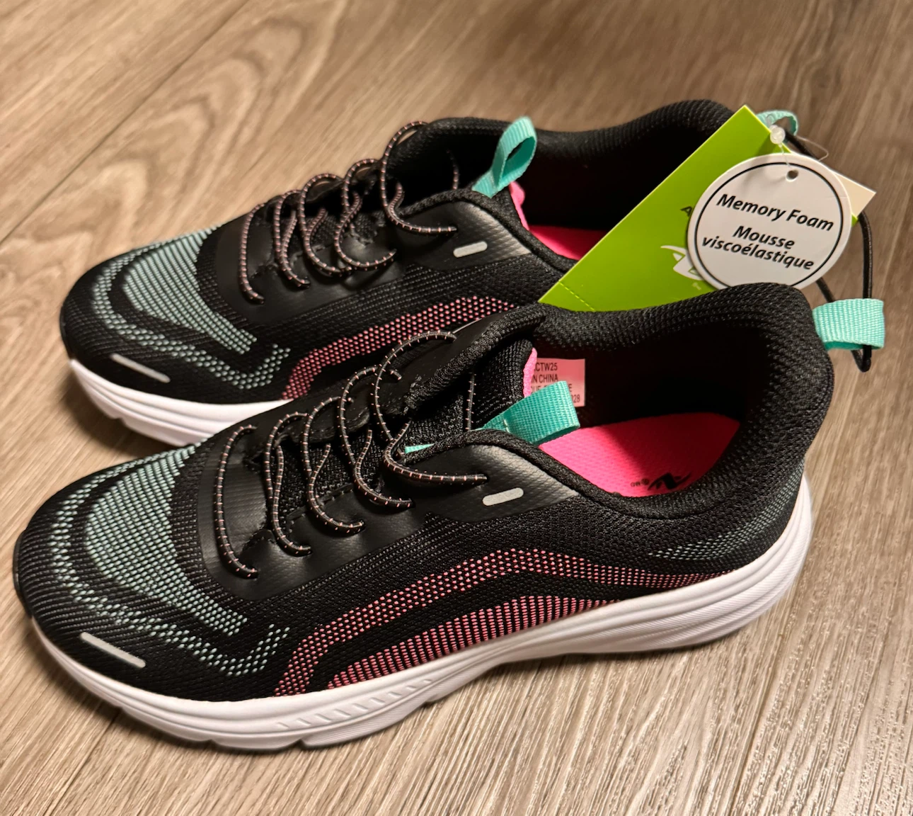 Girls Athletic Works Memory foam runners. $10. 🏈 - photo 2