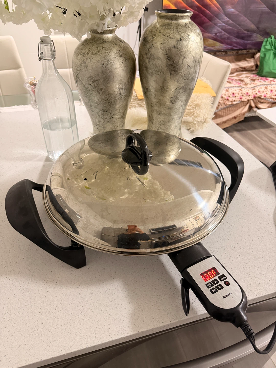 Kitchen appliance and decor bundle