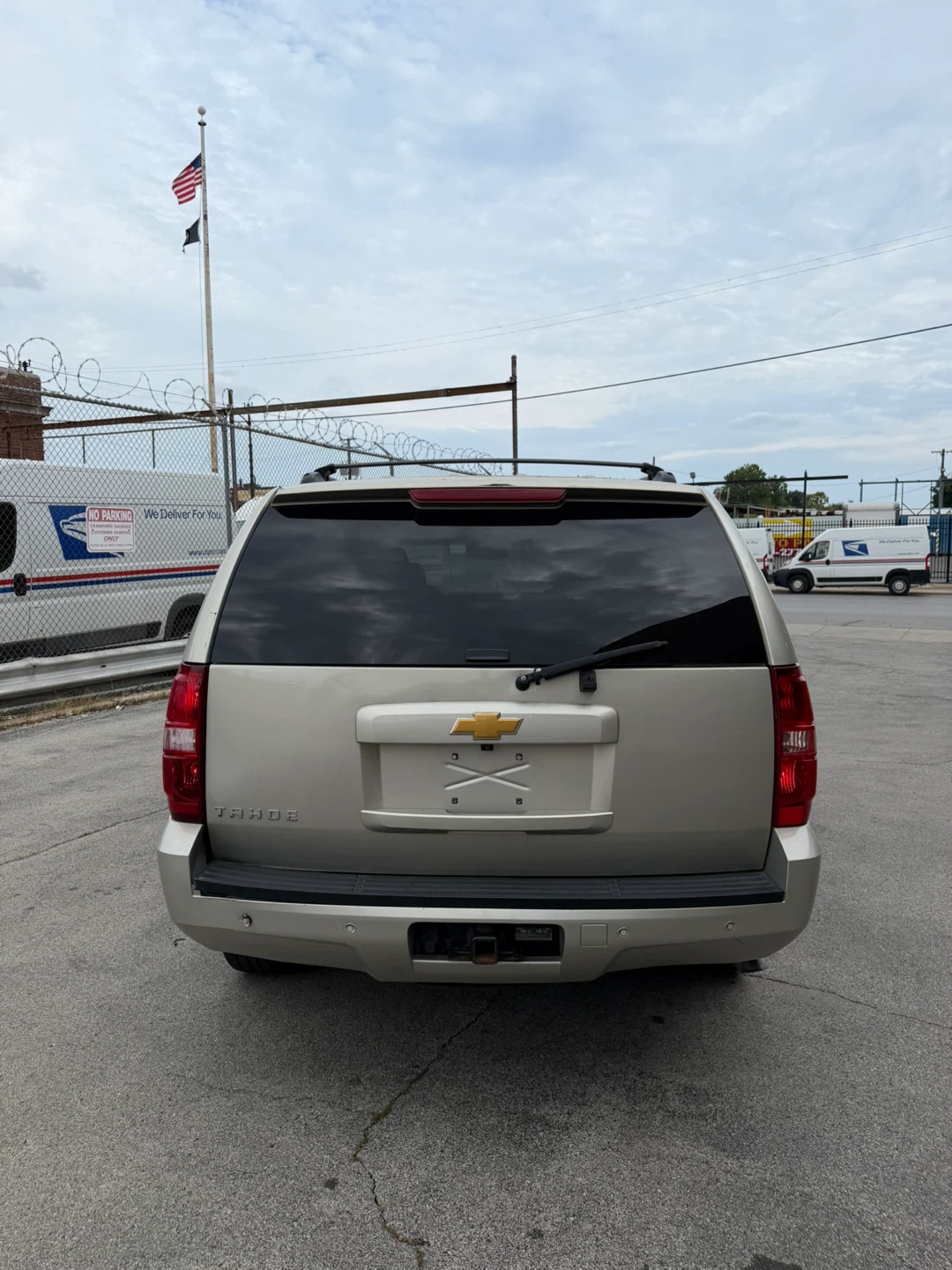 2013 Chevrolet Tahoe SUV - photo 3