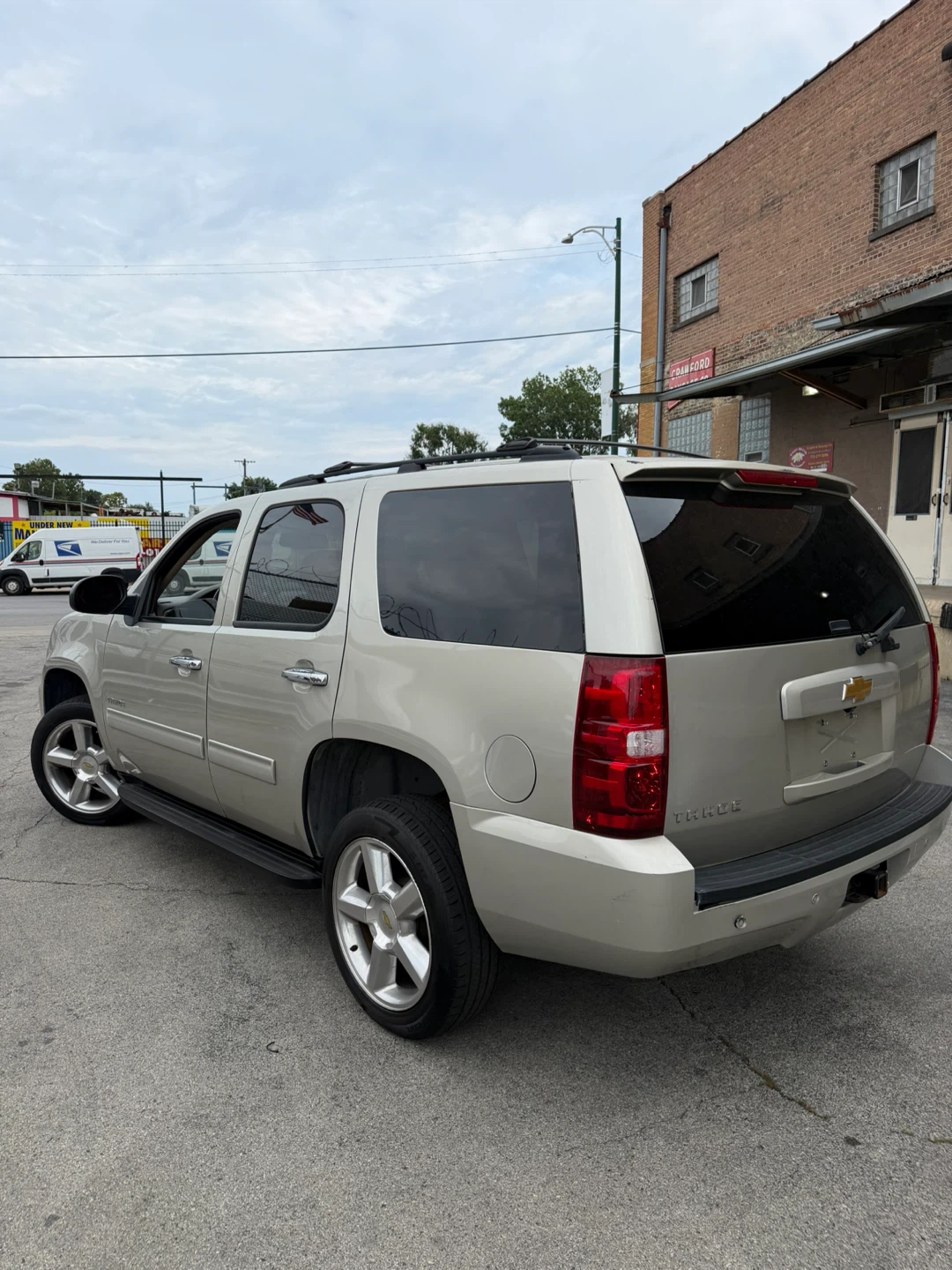 2013 Chevrolet Tahoe SUV - photo 4