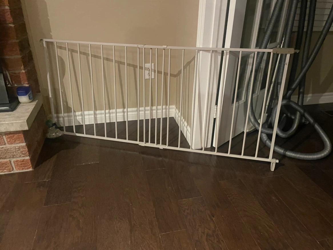 Adjustable Metal Pet Gate - photo 2